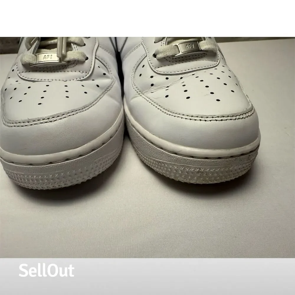 Nike Air Force 1 '07 Low Men's White Sneakers Size 8.5 Casual